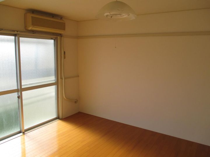 大幸レジデンスの居間