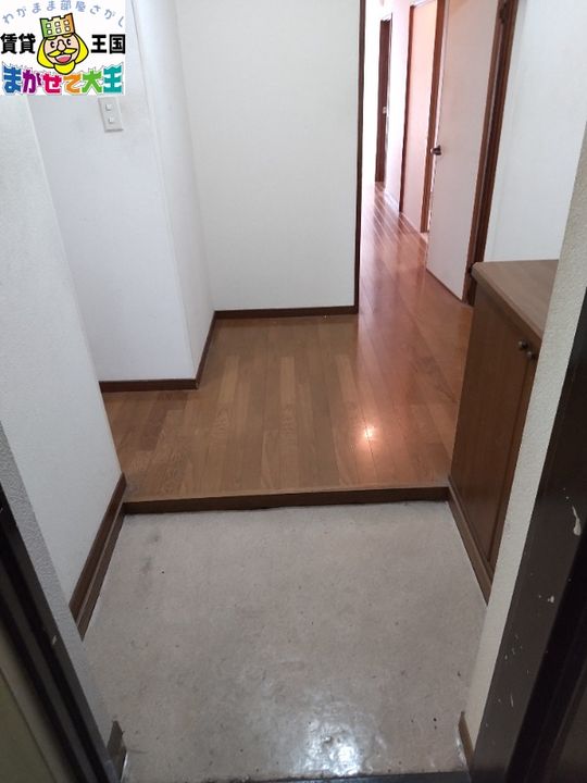 グランドマンション桶屋町の玄関