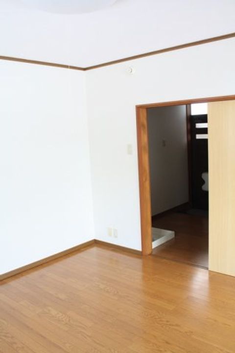 メゾン千歳の居間