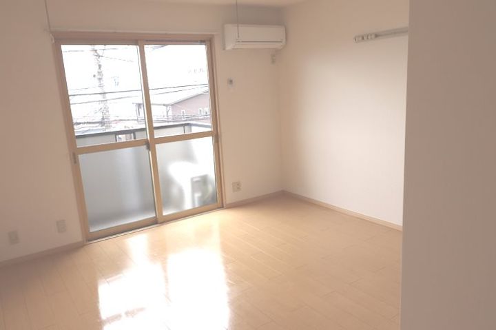 鹿児島県鹿児島市宇宿4(アパート)の賃貸物件の居間