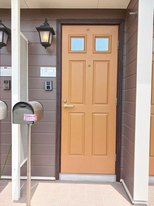 福島県福島市太平寺字町ノ内(アパート)の賃貸物件の玄関