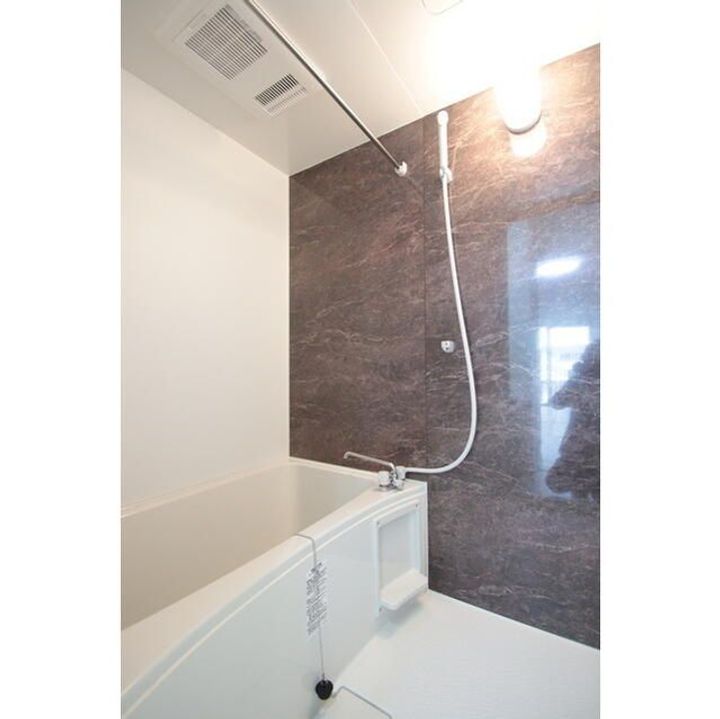 ルミナス西日暮里の風呂