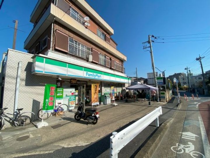 フォンターナYUの周辺