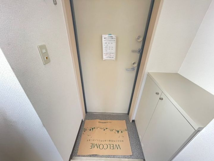 大阪府大阪市東住吉区杭全2(マンション)の賃貸物件の玄関