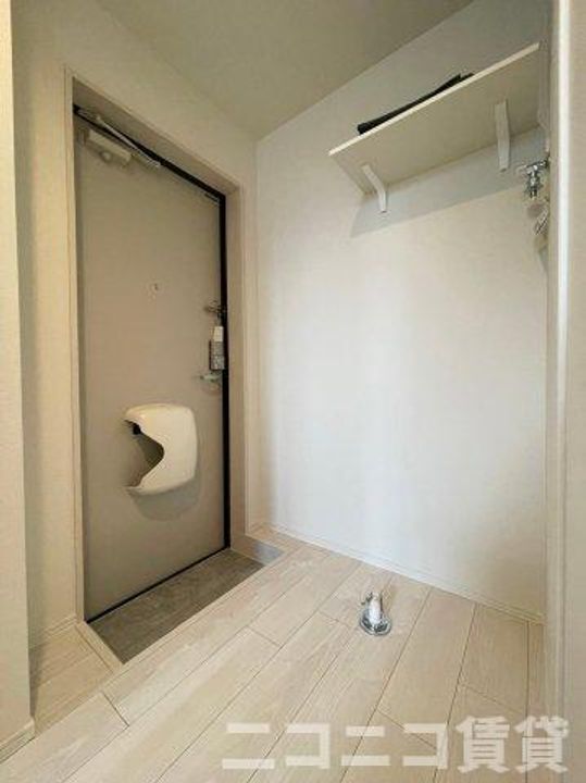 東京都中野区上高田1(アパート)の賃貸物件の玄関