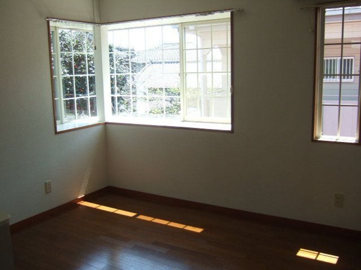 ニュードミール(角部屋)の居間