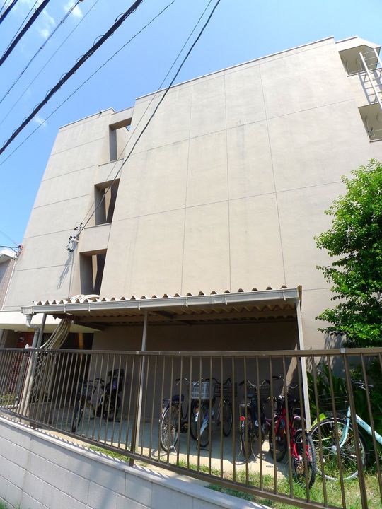 愛知県名古屋市中川区前並町(マンション)の賃貸物件の外観
