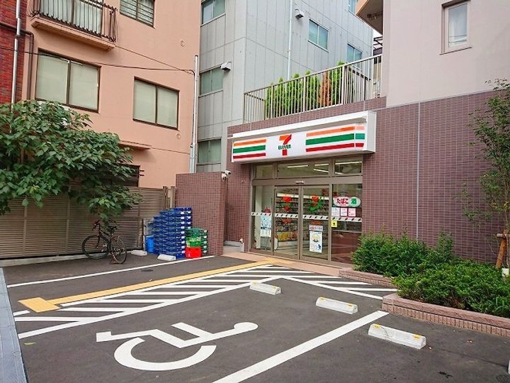 キャメリアの周辺
