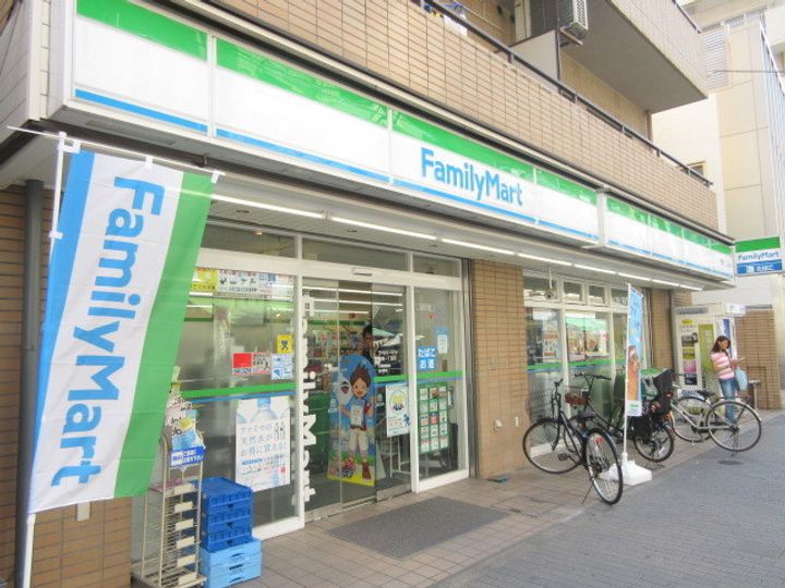 キャメリアの周辺