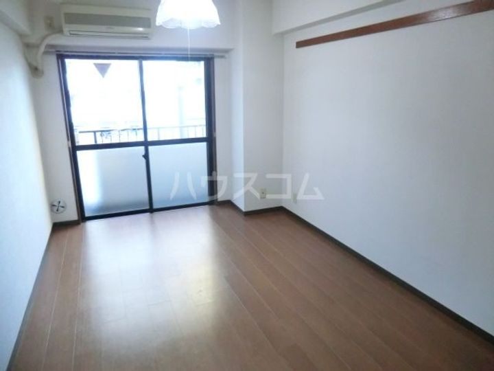 グランドールIの内装