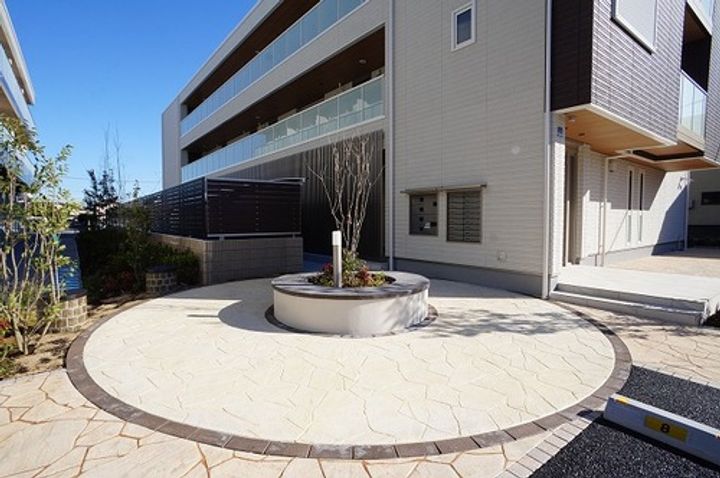 シャーメゾン カーラ ボヌールの地図