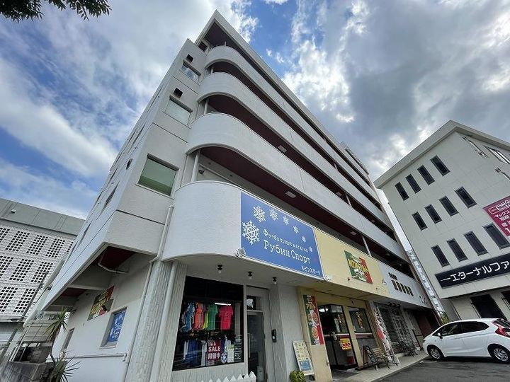 メイゾン青山の外観