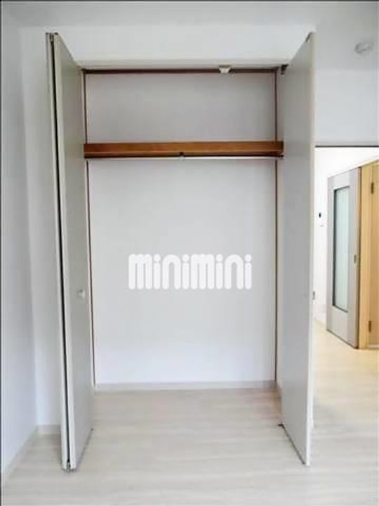 フォーレス藤の内装