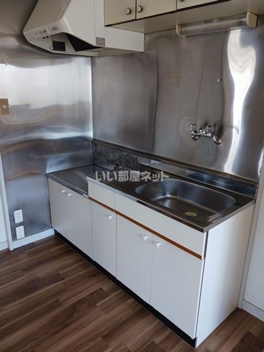 フロンティア麻里布のキッチン