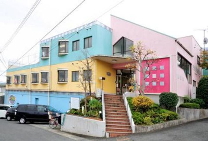 ココ・ユリーヌの周辺