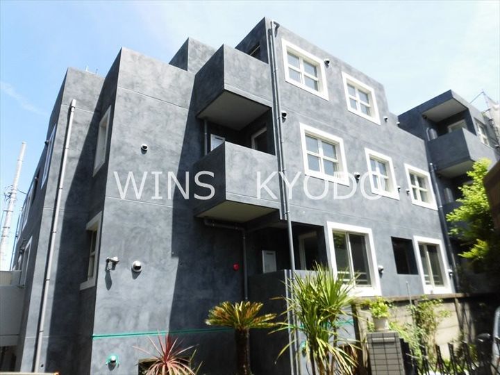 東京都世田谷区赤堤5(マンション)の賃貸物件の外観