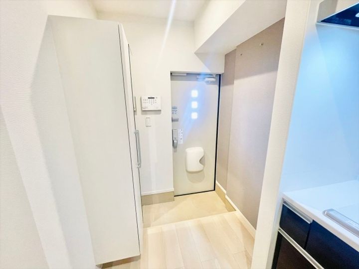 東京都東大和市蔵敷2(アパート)の賃貸物件の玄関