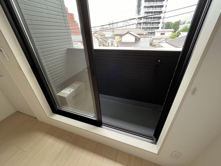 TROIS五輪の内装