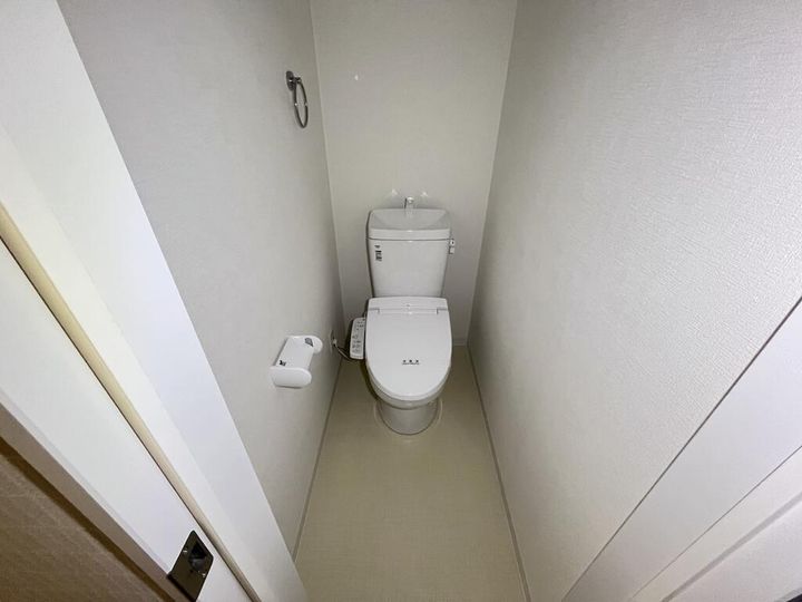 TROIS五輪の内装