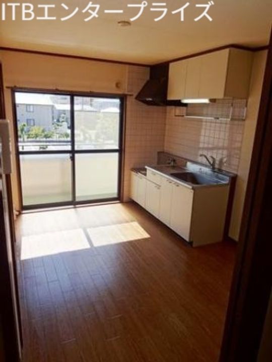 静岡県浜松市中央区大平台3(アパート)の賃貸物件のキッチン