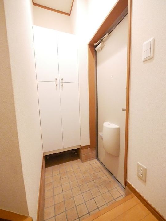 プリムローズハウスの玄関