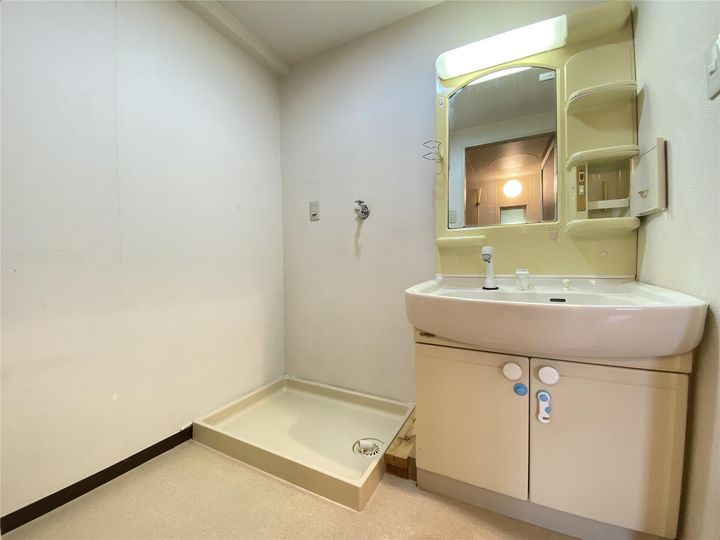 センチュリー都留の内装