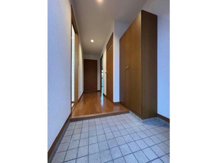 ファミールサンドエルの玄関