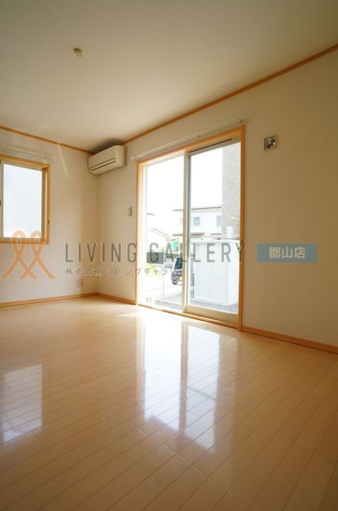 福島県郡山市大槻町字原田北(一戸建)の賃貸物件の居間