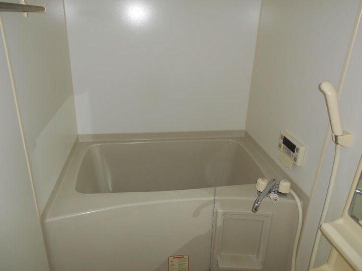 プレメゾン10内川の風呂