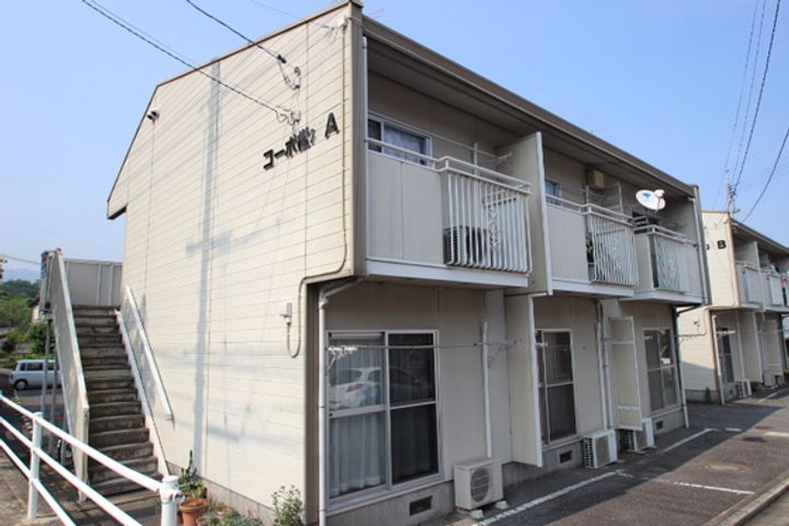 コーポ松浦A棟の外観