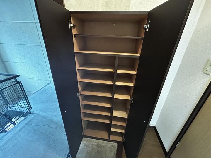 コーポぐれこの玄関