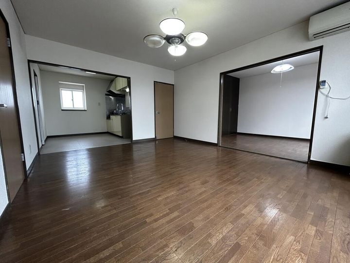 コーポぐれこの居間