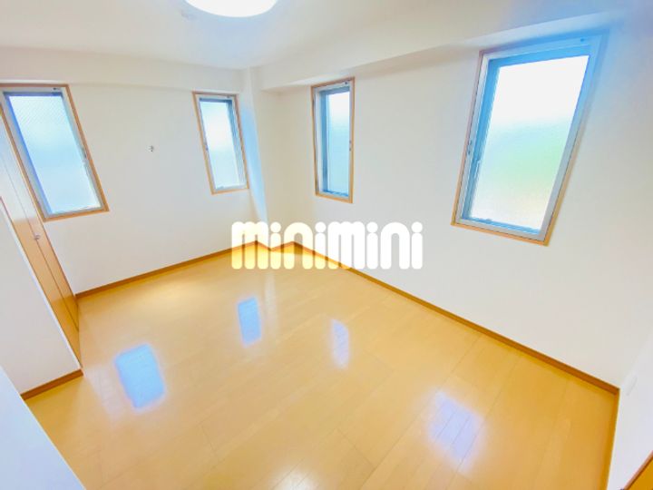 パークヒルズ紅葉山の内装