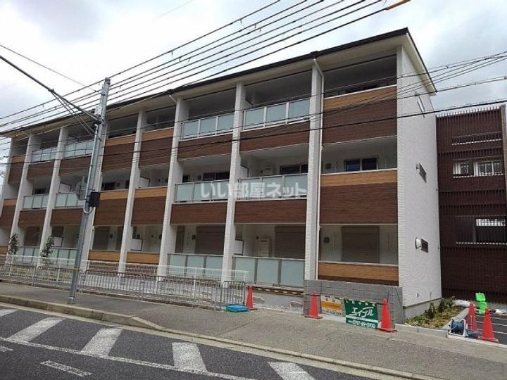 兵庫県伊丹市荒牧5(アパート)の賃貸物件の外観
