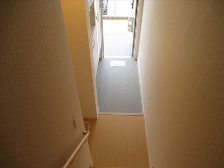 グリーナリーIIの玄関