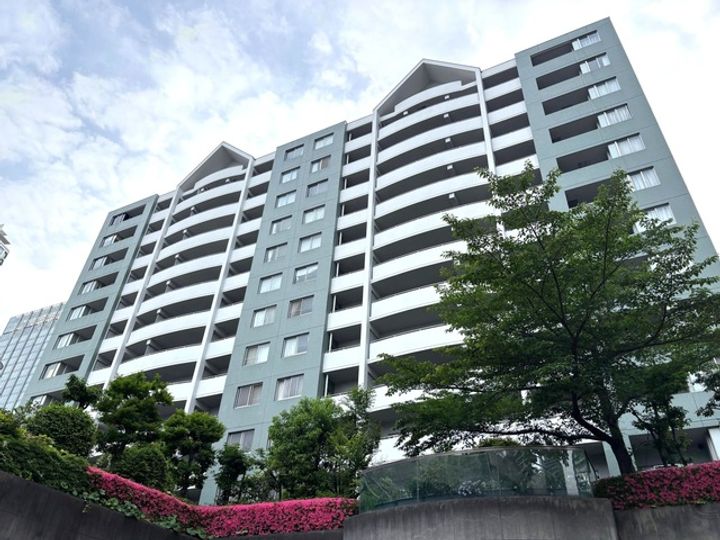 URヨコハマポートサイドロア弐番館の外観