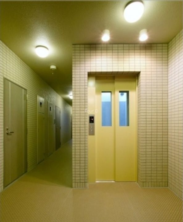 コンフォリア芝公園の地図