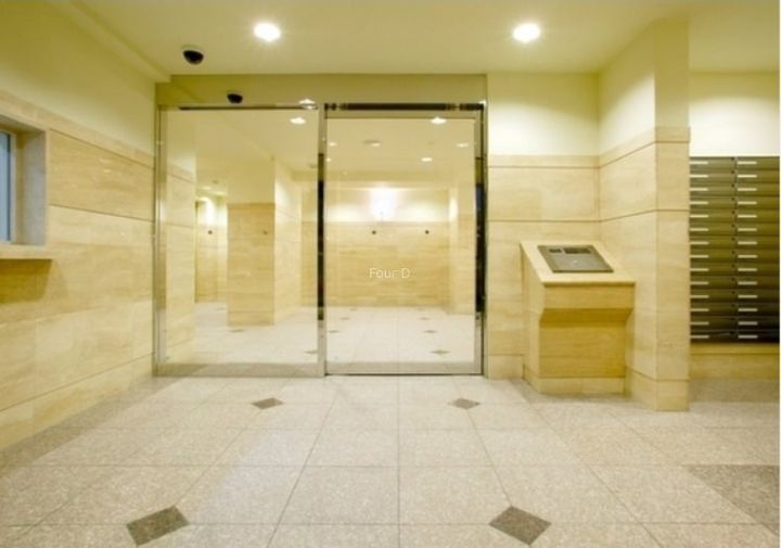 コンフォリア芝公園の地図