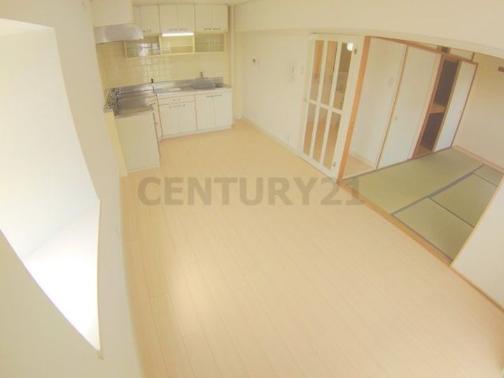 中山五月台1号棟の居間