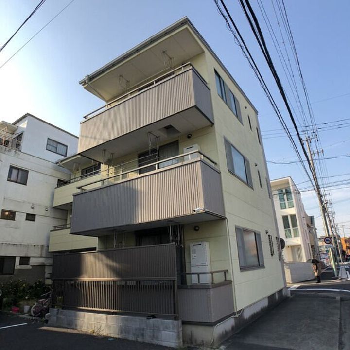 メゾンハナブサの外観