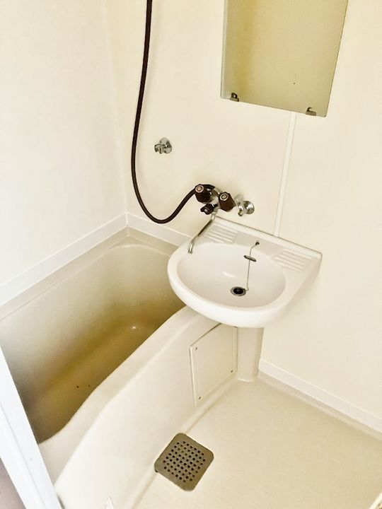 神奈川県横浜市金沢区乙舳町(アパート)の賃貸物件の風呂