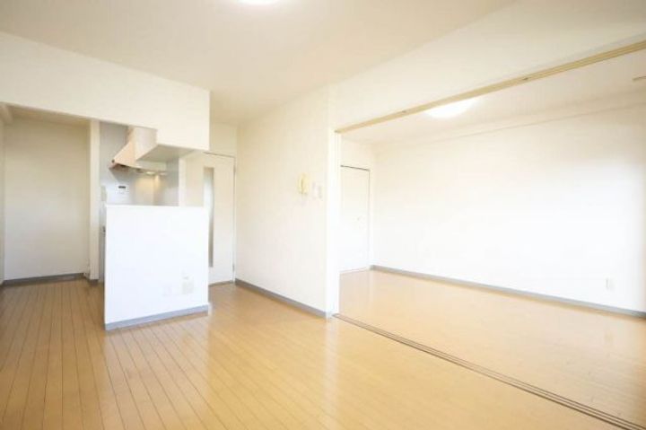 クレストウィルの居間