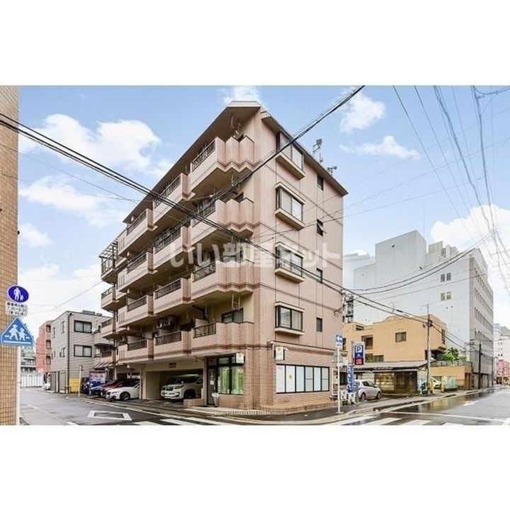 プラゼールの外観