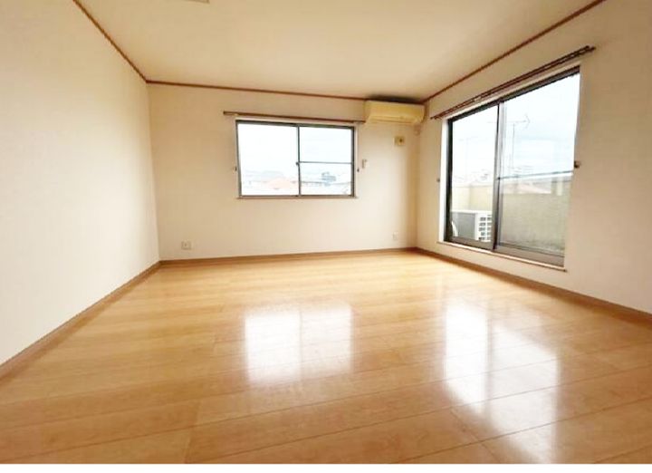 神奈川県横浜市戸塚区吉田町(一戸建)の賃貸物件の居間