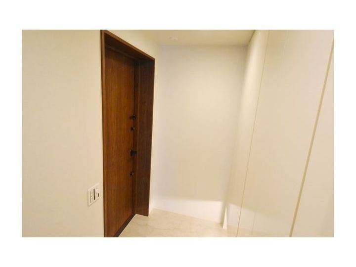 パークコート乃木坂ザタワーの玄関