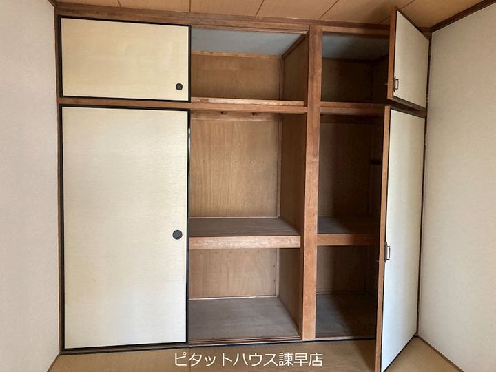 清香アパートの内装
