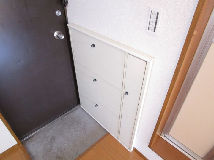 クリエートヴィレッヂの玄関