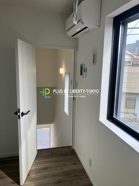 リヴァティ田無の玄関