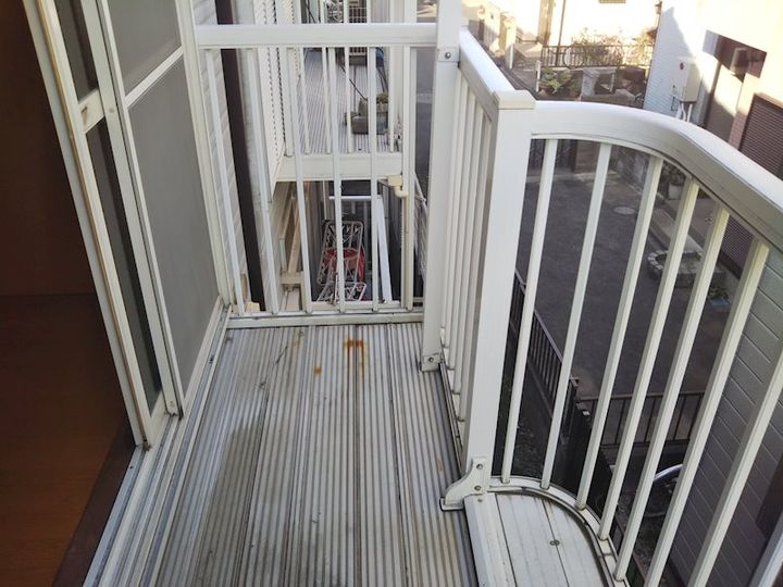 シャトルハウスIIの内装