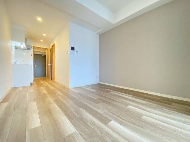 アーバイン比治山(旧:ヴィラ博丈比治山)の居間